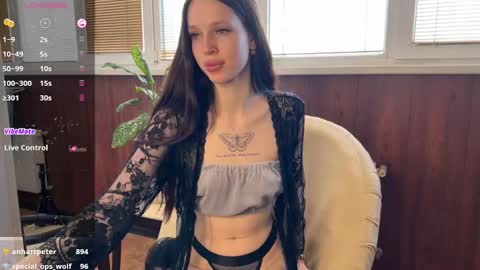 Snapshot of darina_night chatting on March 2025 07:15:01 AM Darina Night online show from March 2025 07:15:01 AM