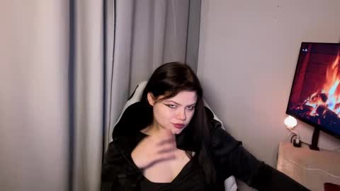 darina_wilsons online show from October 2025 07:05:02 PM