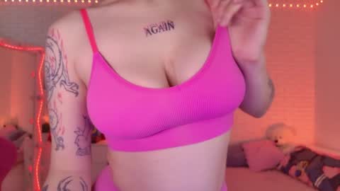 Snapshot of darinek0 chatting on April 2026 09:26:01 AM Neko online show from April 2026 09:26:01 AM