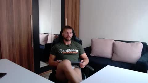 darius_94 online show from September 2025 12:07:01 PM