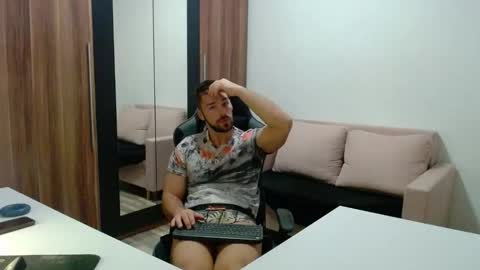 darius_94 online show from October 2025 04:48:02 AM