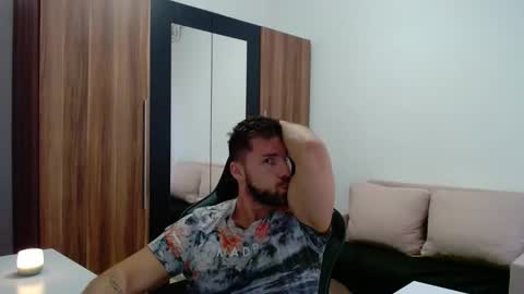 darius_94 online show from February 2026 10:09:01 AM