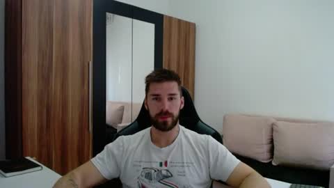 Snapshot of darius_94 chatting on June 2026 06:38:01 AM darius_94 online show from June 2026 06:38:01 AM