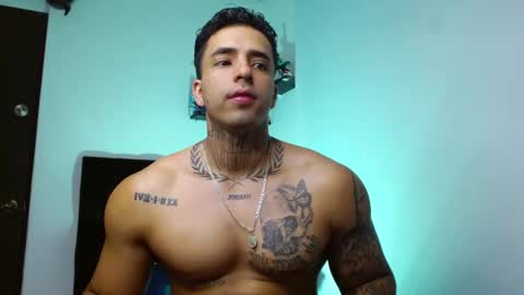 Darius Phoenix  online show from February 2026 08:35:01 PM