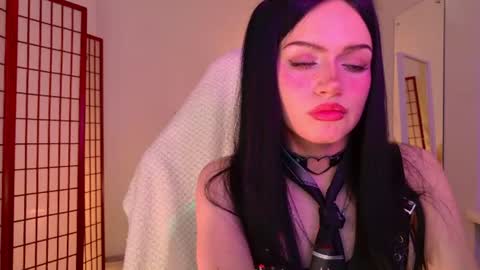 Snapshot of dark_diva chatting on June 2026 09:39:02 PM Diva online show from June 2026 09:39:02 PM