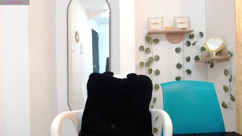 dark_dreams0 online show from July 2026 06:34:02 PM