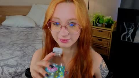 Snapshot of dark_lola_ chatting on March 2026 01:54:02 AM Lola online show from March 2026 01:54:02 AM