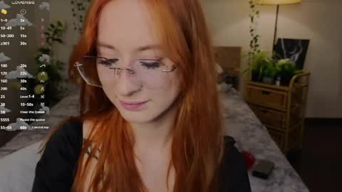 Snapshot of dark_lola_ chatting on April 2026 01:36:02 AM Lola online show from April 2026 01:36:02 AM