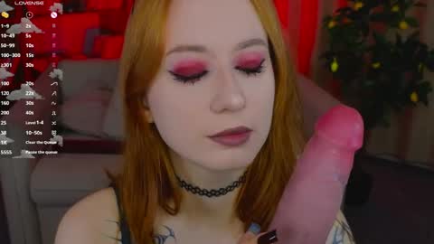 Snapshot of dark_lola_ chatting on April 2026 02:14:01 AM Lola online show from April 2026 02:14:01 AM