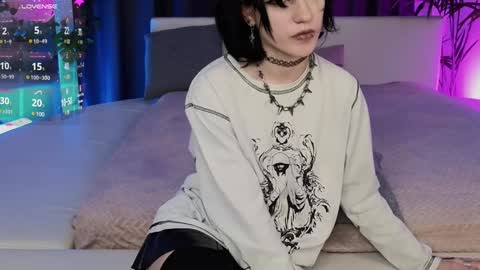 Snapshot of dark_vamp_ chatting on January 2025 05:06:01 PM Vamp online show from January 2025 05:06:01 PM