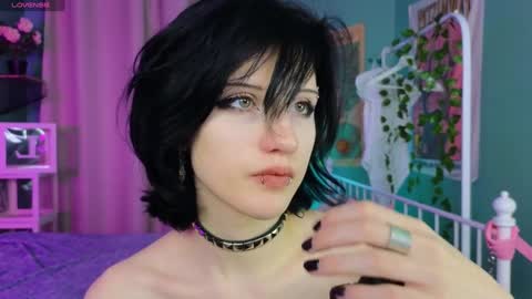 Snapshot of dark_vamp_ chatting on February 2025 10:12:01 PM Vamp online show from February 2025 10:12:01 PM