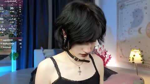 Snapshot of dark_vamp_ chatting on March 2025 03:27:01 PM Vamp online show from March 2025 03:27:01 PM