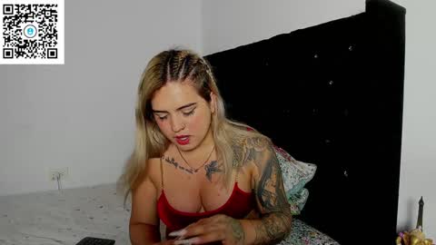 dannaxlove online show from January 2025 01:31:02 PM