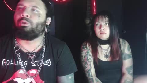 darkclothes online show from September 2025 02:48:02 AM