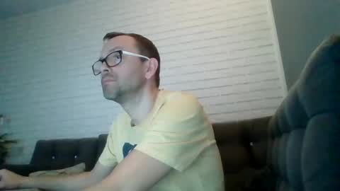 Snapshot of darkhaired34 chatting on December 2024 10:02:02 PM darkhaired34 online show from December 2024 10:02:02 PM