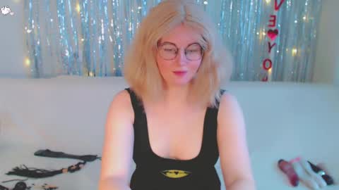 Kelly online show from February 2025 05:59:02 AM