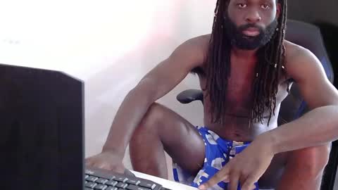 Snapshot of darkkras chatting on April 2026 12:01:01 PM Darkkras online show from April 2026 12:01:01 PM