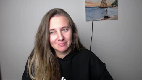 Snapshot of darklure_ chatting on October 2025 02:15:02 PM Anna online show from October 2025 02:15:02 PM