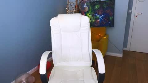 Snapshot of darkmoon____ chatting on February 2025 09:31:01 PM darkmoon____ online show from February 2025 09:31:01 PM