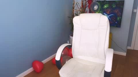 Snapshot of darkmoon____ chatting on March 2025 01:29:01 PM darkmoon____ online show from March 2025 01:29:01 PM