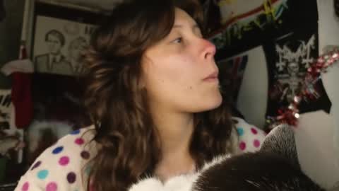 Snapshot of darkness_joones chatting on December 2024 11:46:02 PM Darkness online show from December 2024 11:46:02 PM