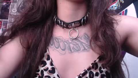 Snapshot of darkness_joones chatting on February 2025 09:47:02 PM Darkness online show from February 2025 09:47:02 PM