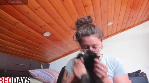 Snapshot of darkness_joones chatting on September 2025 04:40:02 PM Darkness online show from September 2025 04:40:02 PM