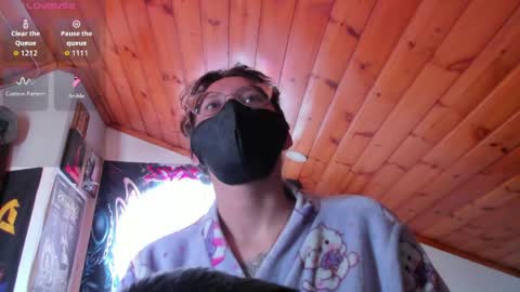 Snapshot of darkness_joones chatting on April 2026 05:06:02 PM Darkness online show from April 2026 05:06:02 PM
