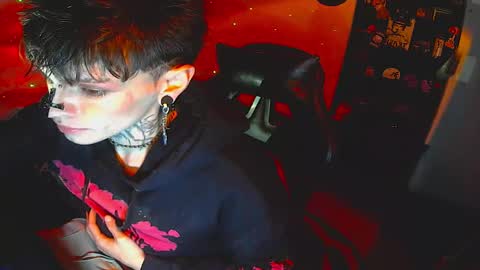   online show from October 2025 07:08:01 AM