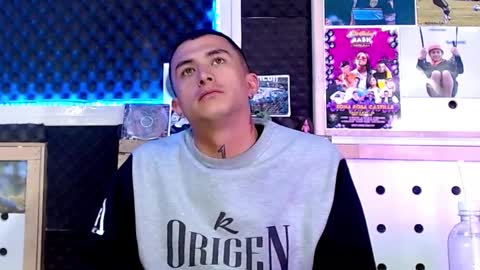 DARKO0717 online show from March 2025 11:44:02 PM