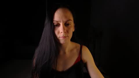 darkspark_ online show from November 2025 11:43:02 AM