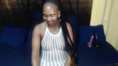 Darksultryxx30 online show from April 2026 01:05:02 PM