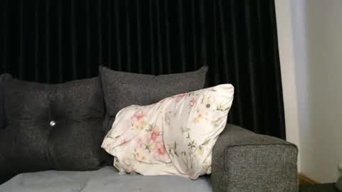 Snapshot of darktanqueen chatting on October 2025 03:36:02 AM darktanqueen online show from October 2025 03:36:02 AM