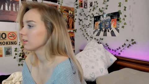 Snapshot of darleneferran chatting on December 2024 01:39:01 AM lina online show from December 2024 01:39:01 AM