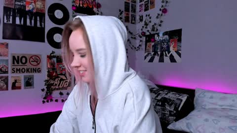 Snapshot of darleneferran chatting on January 2025 08:18:01 PM lina online show from January 2025 08:18:01 PM