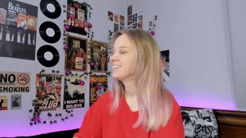 Snapshot of darleneferran chatting on January 2025 09:01:02 PM lina online show from January 2025 09:01:02 PM