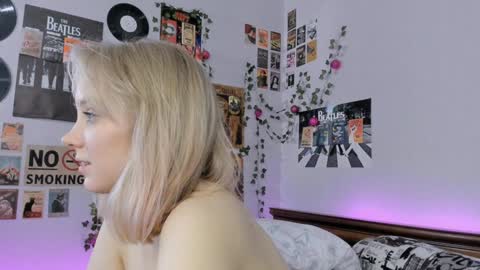 Snapshot of darleneferran chatting on January 2025 02:40:01 AM lina online show from January 2025 02:40:01 AM