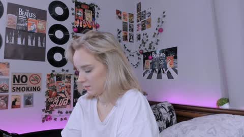 Snapshot of darleneferran chatting on January 2025 11:15:02 PM lina online show from January 2025 11:15:02 PM