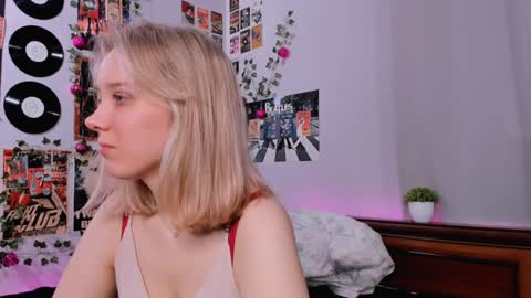 Snapshot of darleneferran chatting on February 2025 08:47:02 PM lina online show from February 2025 08:47:02 PM