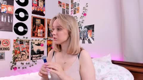 Snapshot of darleneferran chatting on February 2025 08:20:02 PM lina online show from February 2025 08:20:02 PM