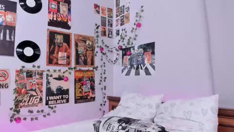 Snapshot of darleneferran chatting on February 2025 08:38:02 PM lina online show from February 2025 08:38:02 PM