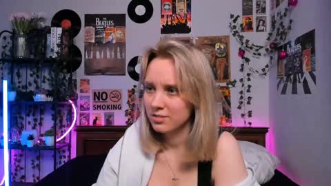 Snapshot of darleneferran chatting on March 2025 02:46:02 AM lina online show from March 2025 02:46:02 AM