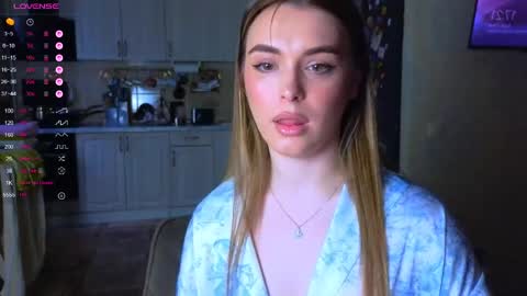 Darlina online show from April 2026 02:21:01 PM