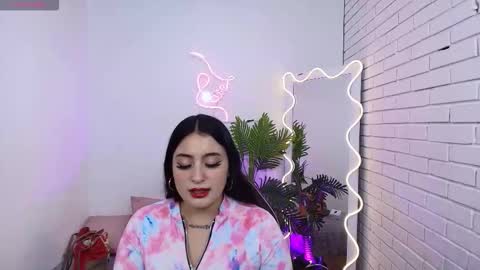 Darling online show from October 2025 03:04:02 AM