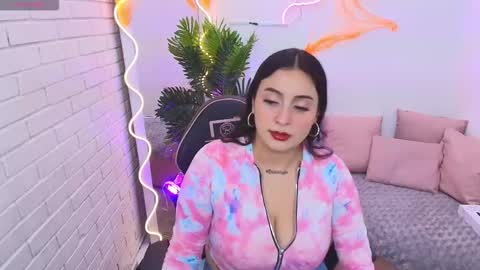 Darling online show from October 2025 03:28:02 AM