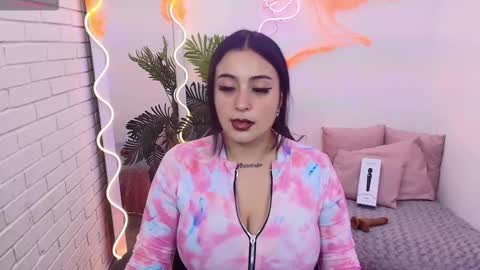 Darling online show from October 2025 03:29:02 AM
