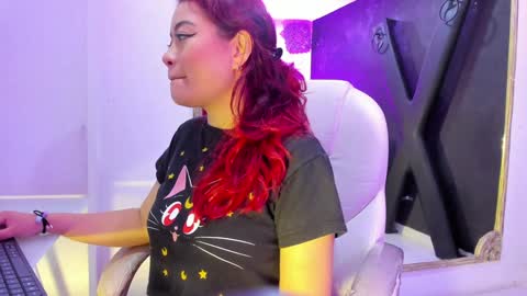 Darling online show from February 2025 12:55:01 PM