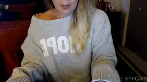DarlingD online show from October 2025 01:00:01 PM
