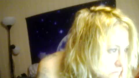 Snapshot of darnette_daisy chatting on May 2026 09:13:02 AM darnette_daisy online show from May 2026 09:13:02 AM
