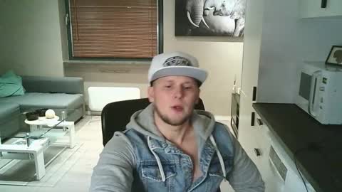 Snapshot of dartanjanas chatting on October 2025 09:42:02 PM Dario online show from October 2025 09:42:02 PM